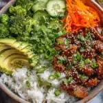 sticky chicken rice bowls - featured image